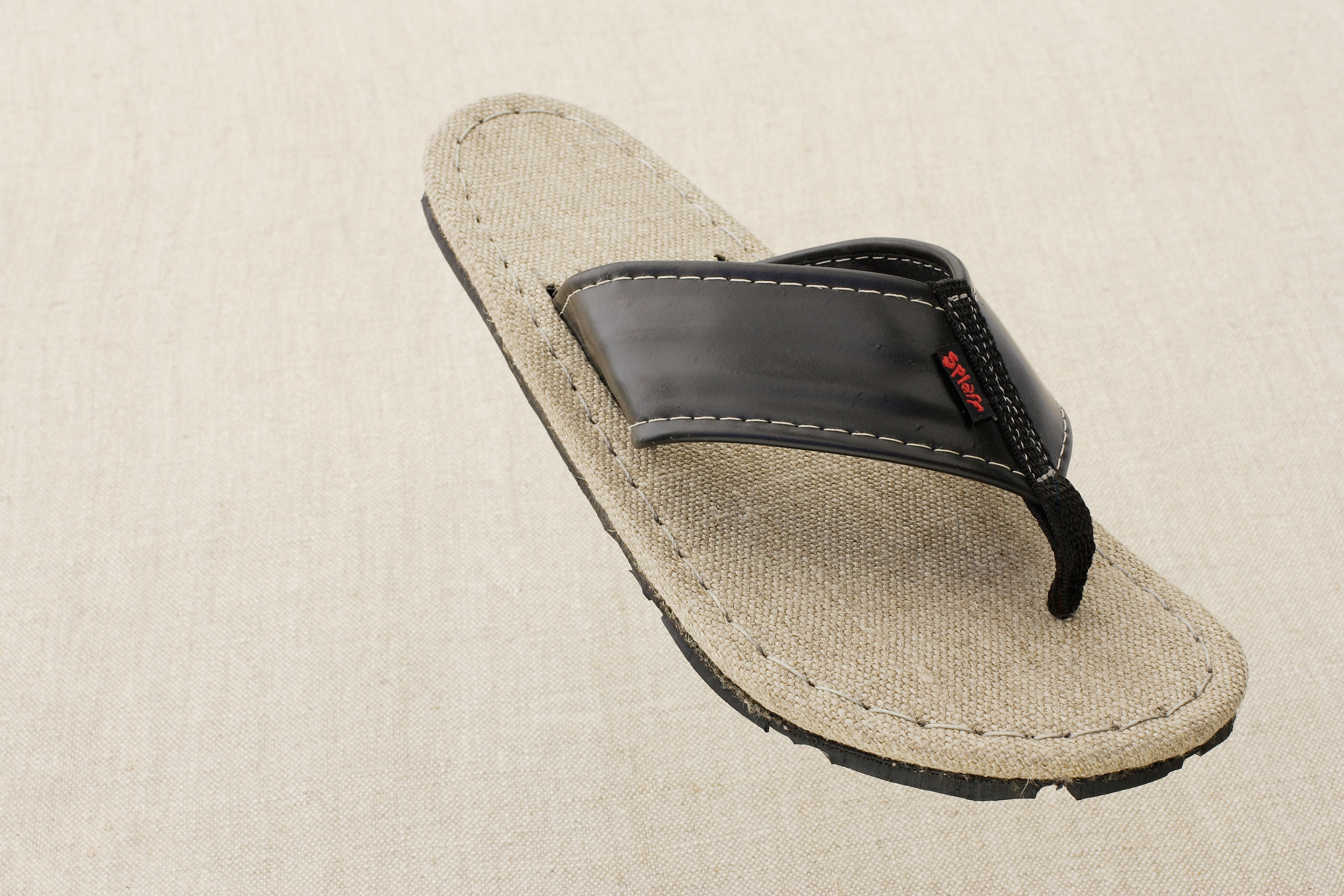 Splaff Recycled Racing Sandals: From Zero to Ecostyle in a Matter of Seconds