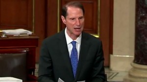 Senator Ron Wyden fights for industrial hemp